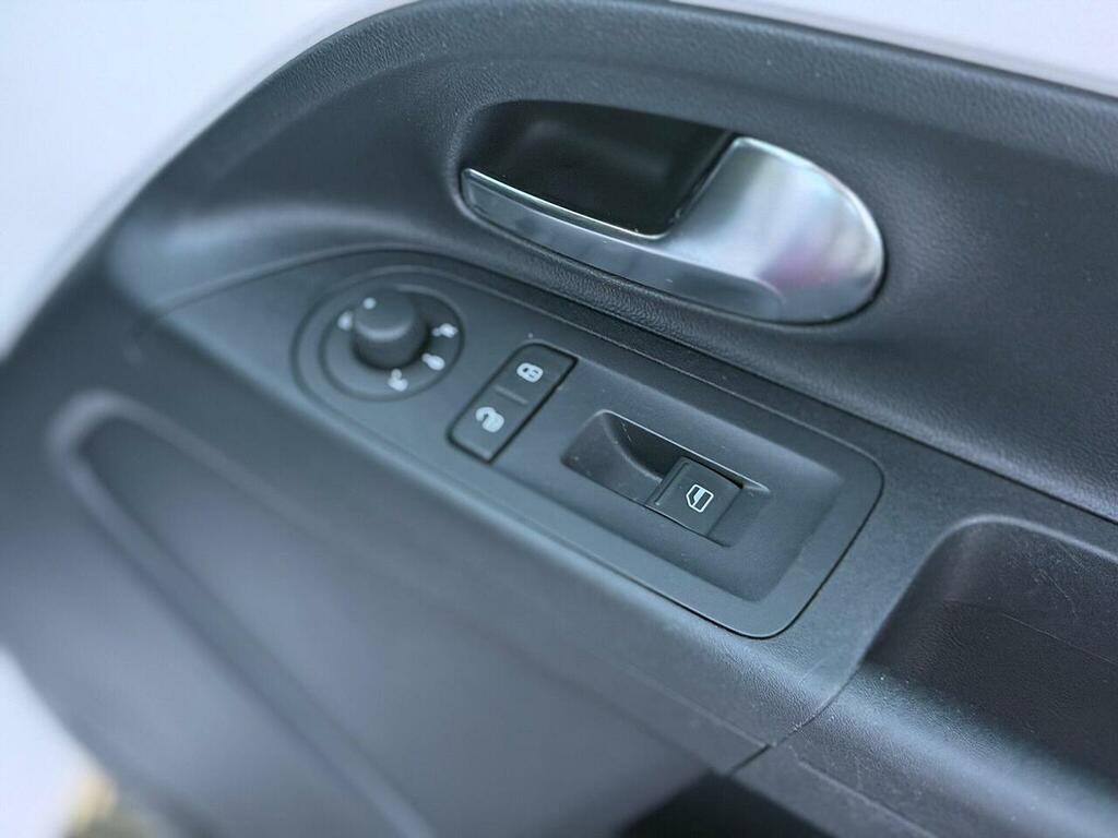 Seat MII Black #23