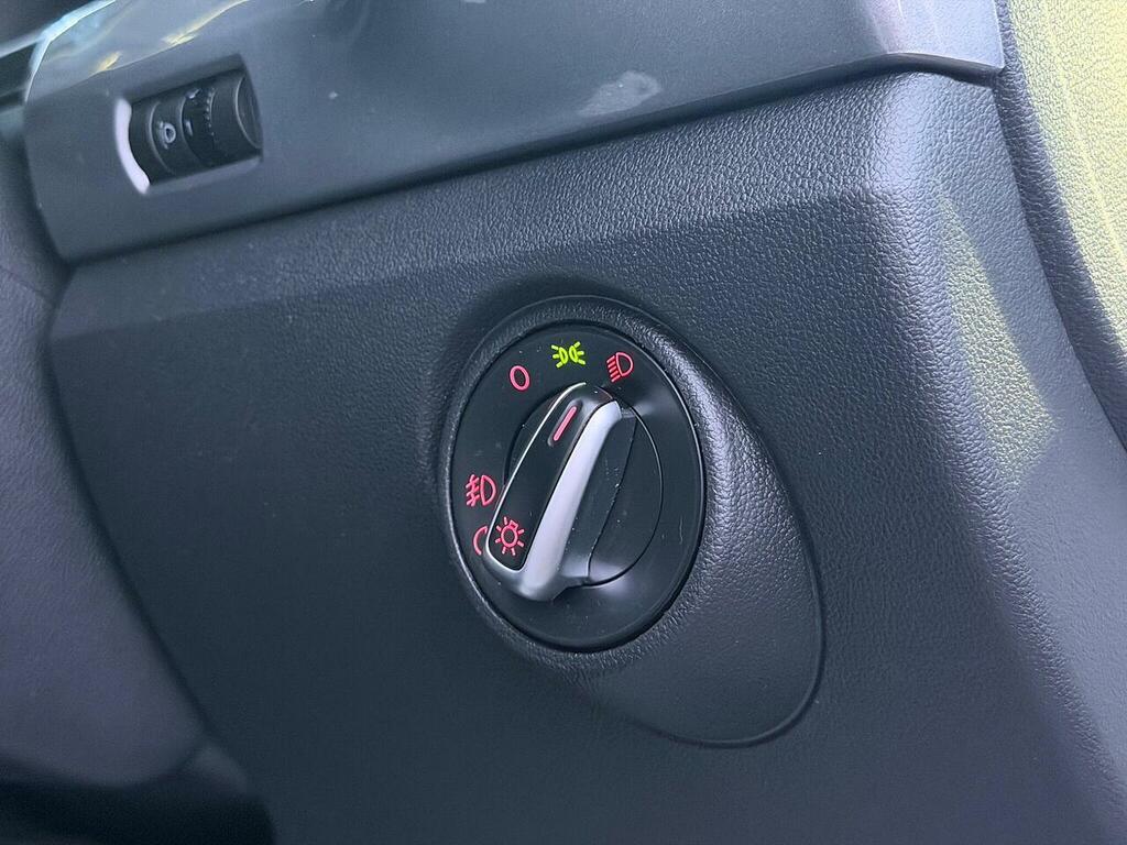 Seat MII Black #24