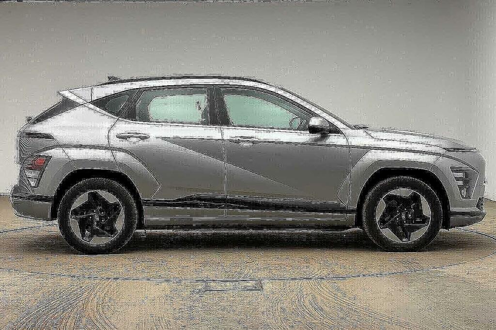 Hyundai Kona 1.6 Gdi Hybrid Ultimate Dct White #2
