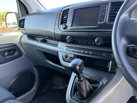 Toyota PROACE Panel Van 2.0D Active Medium Panel Van Mwb Euro 6 Grey #19