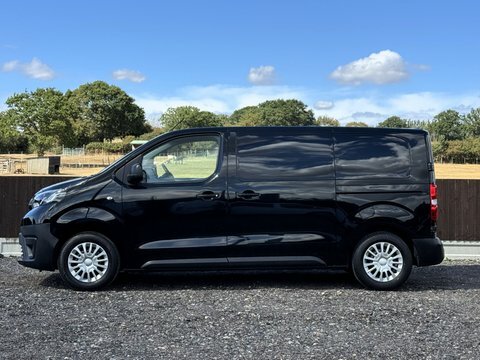Toyota PROACE 1.5D Icon Mwb Black #2