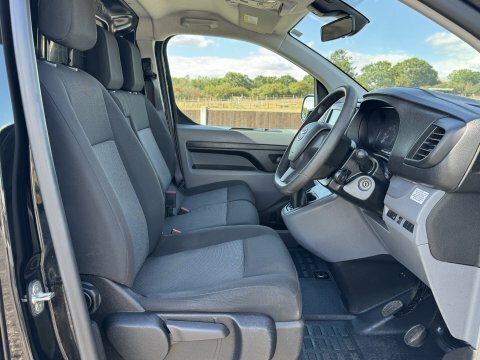 Toyota PROACE Panel Van 2.0D Active Medium Panel Van Mwb Euro 6 Grey #17