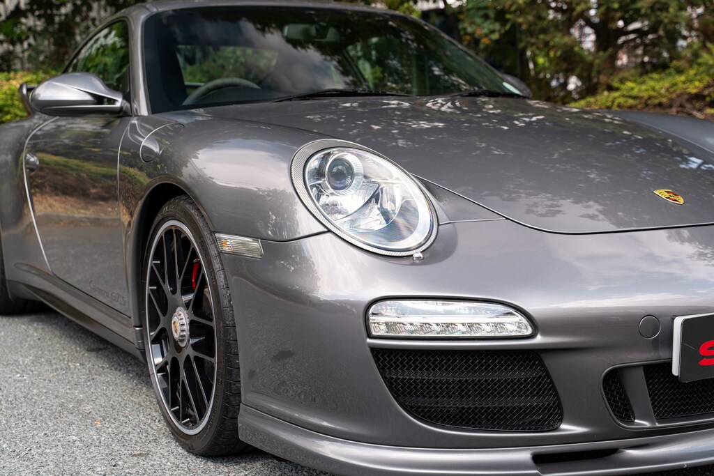 Porsche 911 Carrera Gts #3