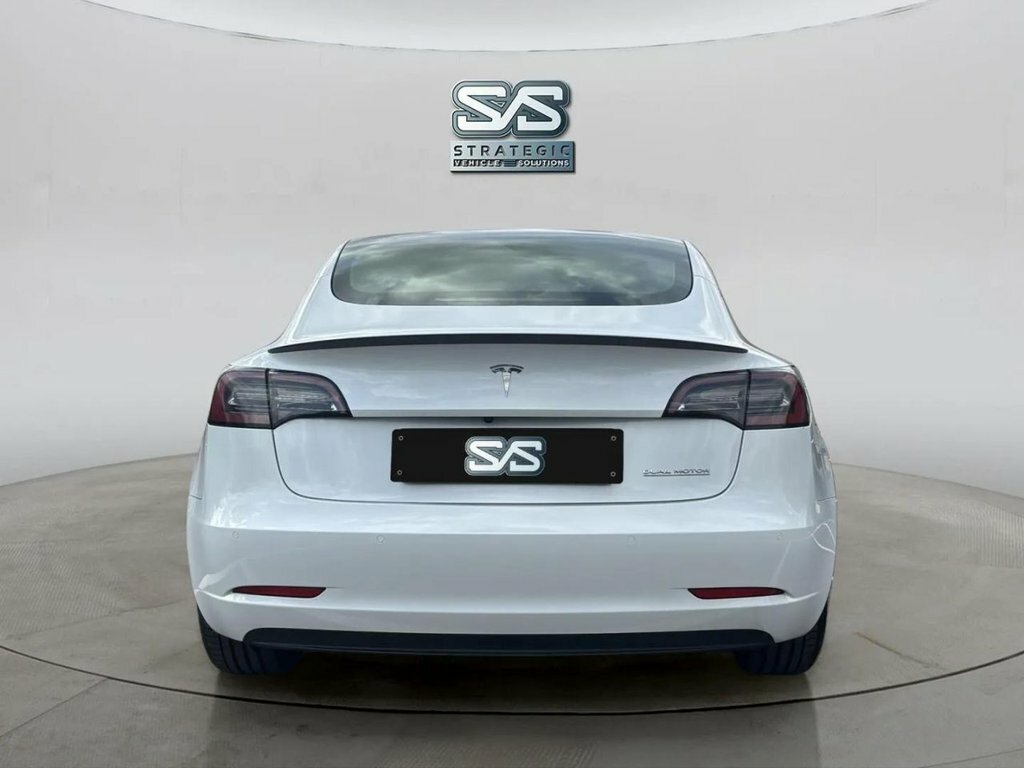 Tesla Model 3 Saloon AJ21KVE White #5