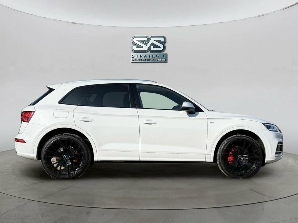 Audi Q5 2L S Line YH19ZZM White #3