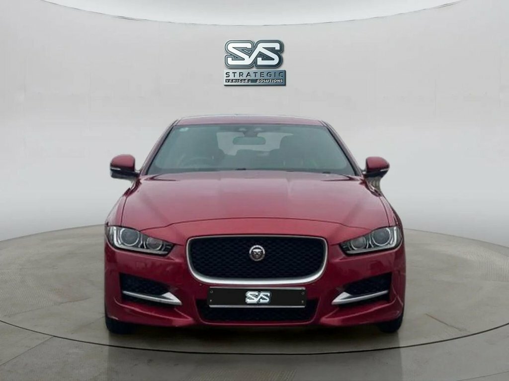 Jaguar XE  Red #7