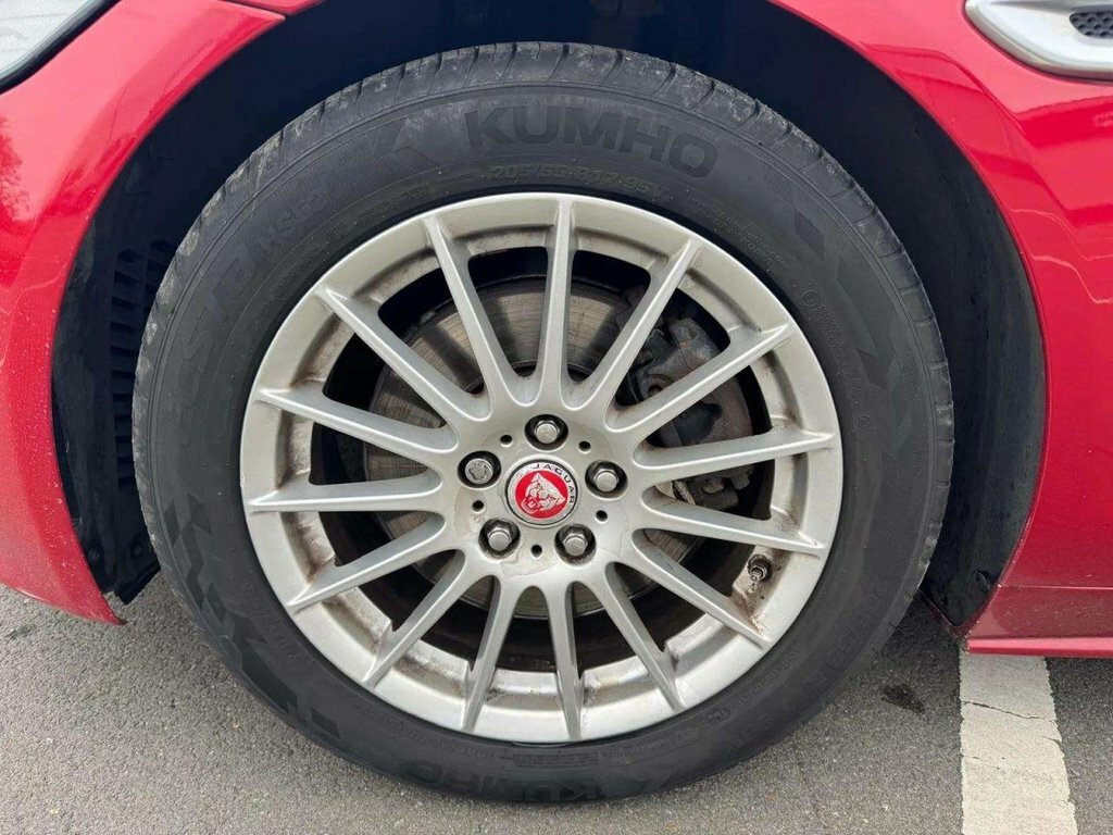 Jaguar XE  Red #46