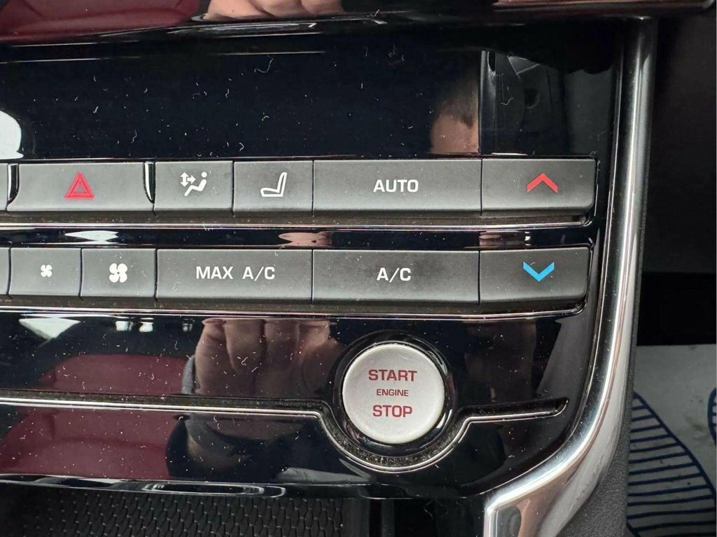 Jaguar XE  Red #24