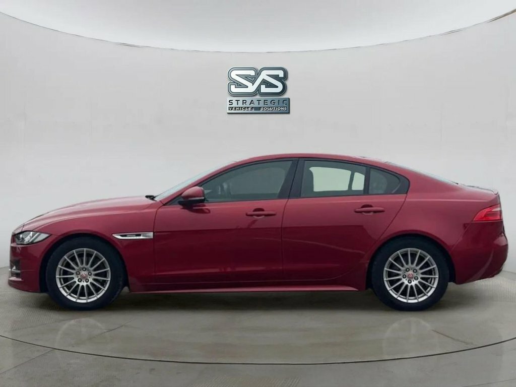 Jaguar XE  Red #9