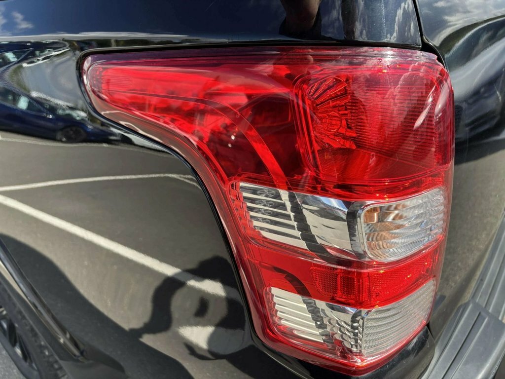 Mitsubishi L200 Pickup  #65