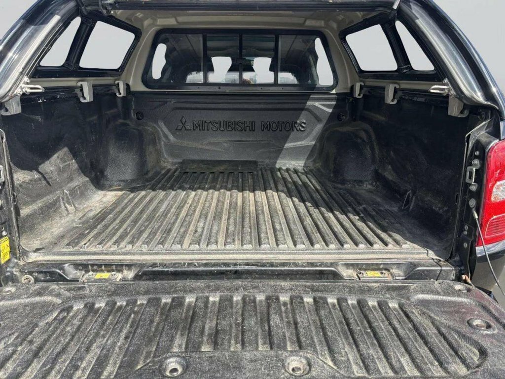 Mitsubishi L200 Pickup  #59