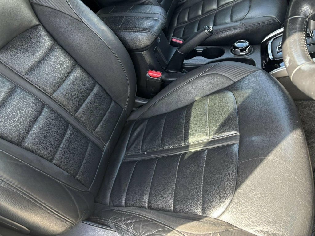 Mitsubishi L200 Pickup  #41
