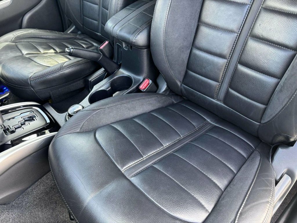 Mitsubishi L200 Pickup  #48
