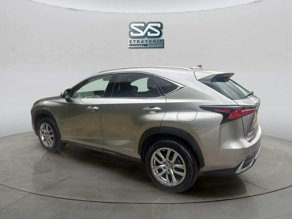 Lexus NX 2.5L Luxury Silver #4
