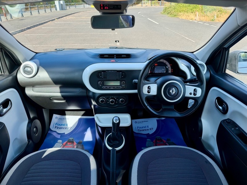 Renault Twingo 0.9L Dynamique Yellow #11