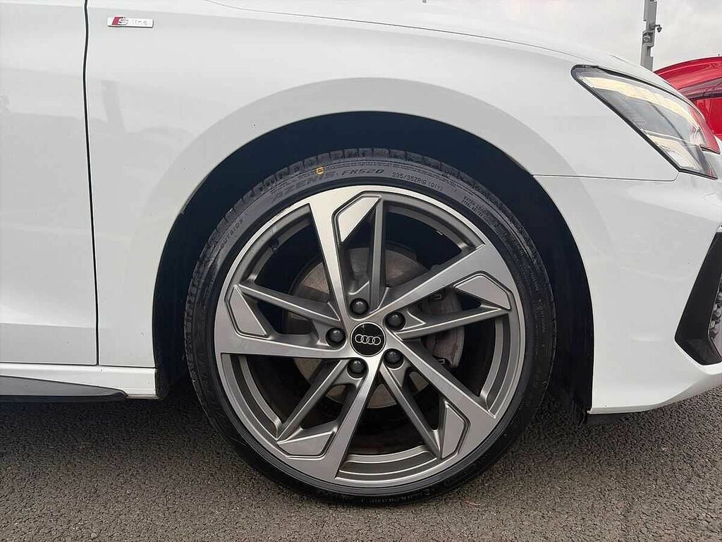 Audi A3 My23.5 Black Edition 35 Tfsi 150 Ps S Tronic White #5
