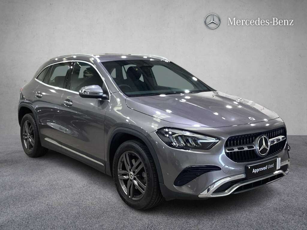 Mercedes-Benz GLA Class 180 Sport Edition 2024 Grey