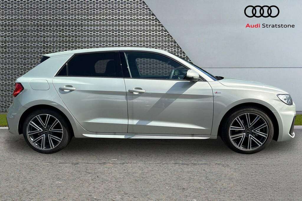 Audi A1 30 Tfsi S Line 2026 VE26YJM Silver #4