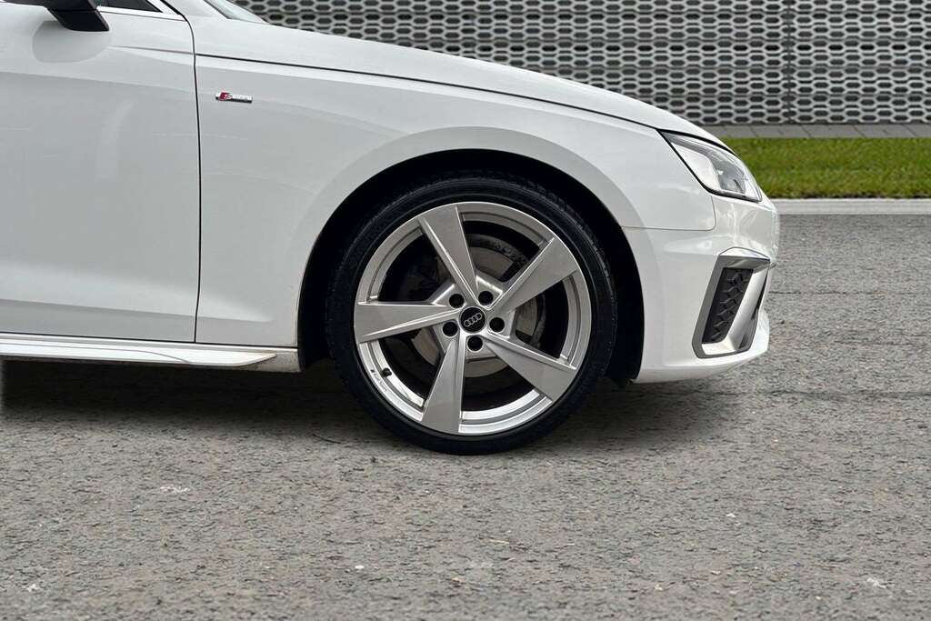 Audi A4 35 Tfsi S Line S Tronic 2023 M28RXB White #5