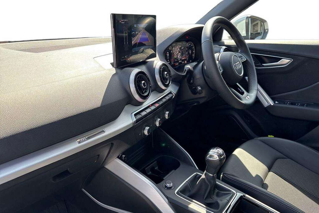 Audi Q2 30 Tfsi 116 S Line 2025 DX75SCV White #3