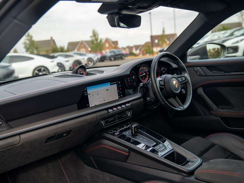 Porsche 911 Carrera Gts S-a 2023 PF73SBZ Grey #3