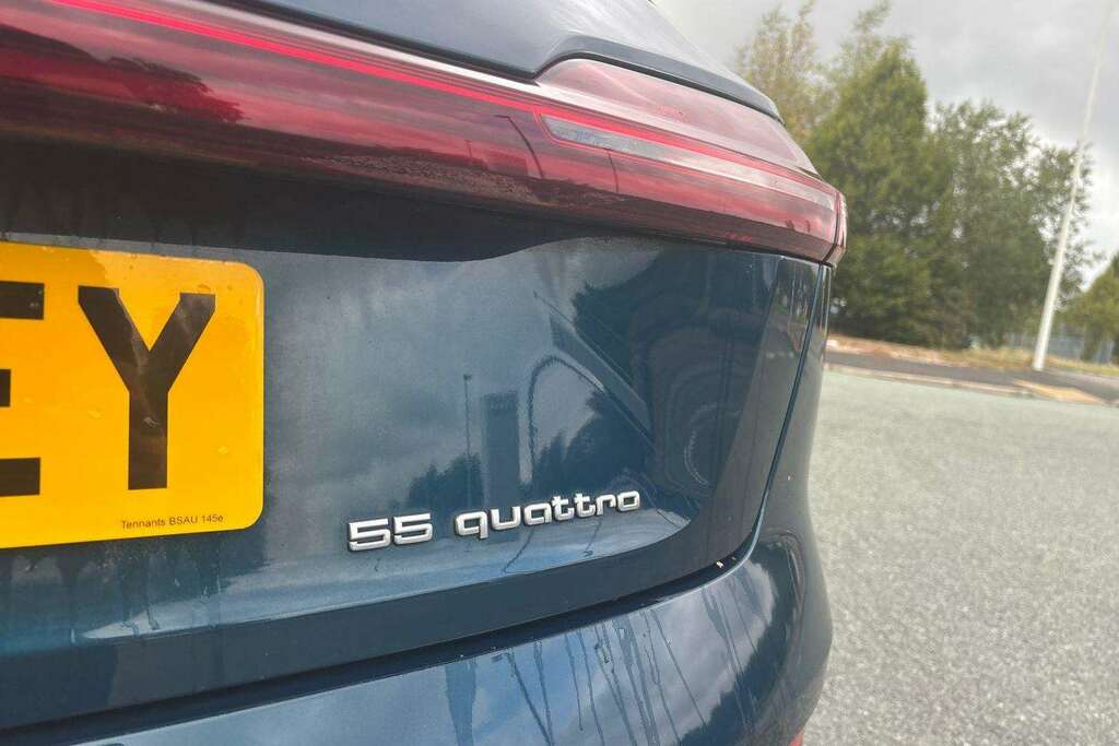 Audi E-tron 300Kw 55 Quattro 95Kwh Technik 2022 NJ22GEY Blue #2