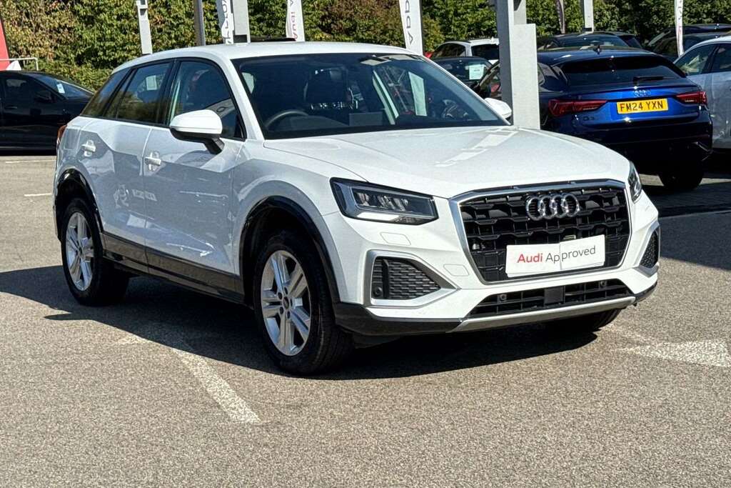 Audi Q2 30 Tfsi Sport 2024 White