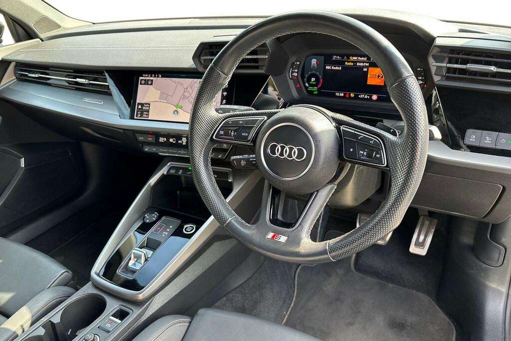 Audi A3 40 Tfsi E S Line S Tronic 2024 YJ73SDC Black #6