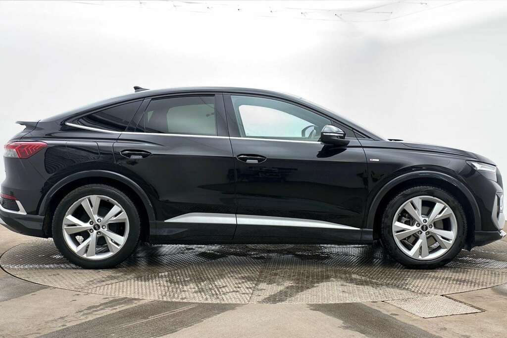 Audi Q4 E Tron 150Kw 40 82Kwh S Line 2022 WR22WDS Black #4