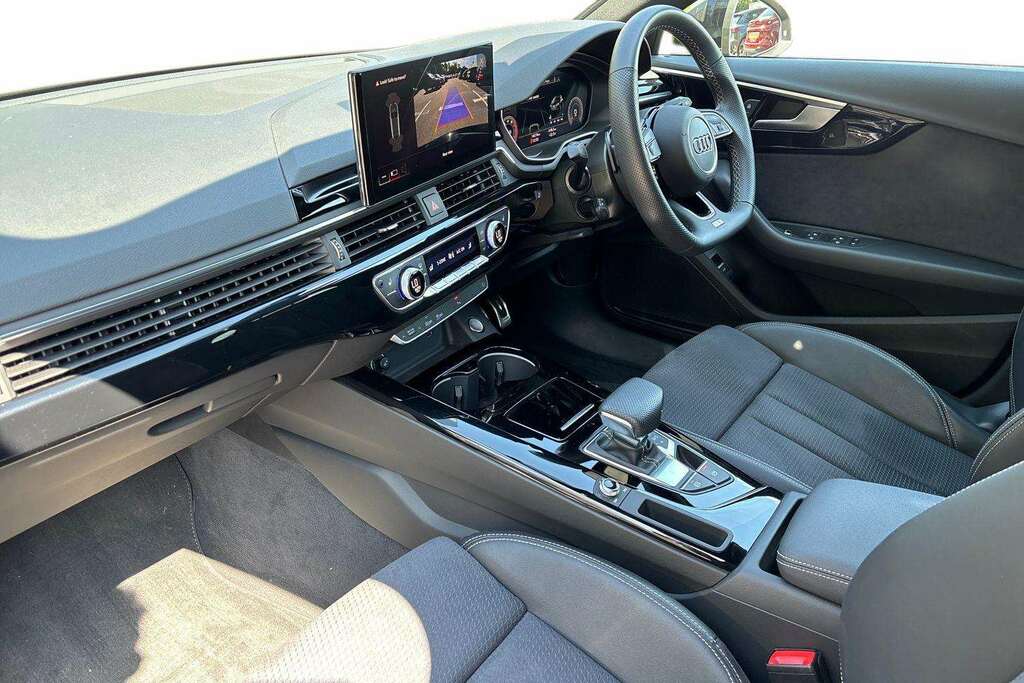 Audi A4 35 Tfsi Black Edition S Tronic 2023 BJ23XYR Black #2