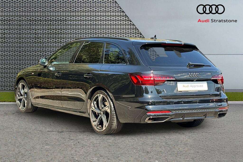 Audi A4 35 Tfsi Black Edition S Tronic 2023 BJ23XYR Black #3
