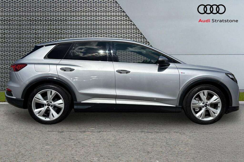 Audi Q4 E Tron 150Kw 40 82Kwh S Line 2022 Silver #4