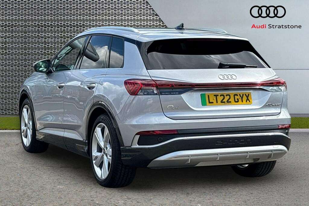 Audi Q4 E Tron 150Kw 40 82Kwh S Line 2022 Silver #3
