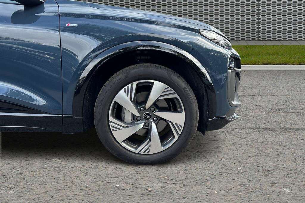 Audi Q6 E-Tron 225Kw Performance 100Kwh S Line 2026 KW75EPA Blue #5