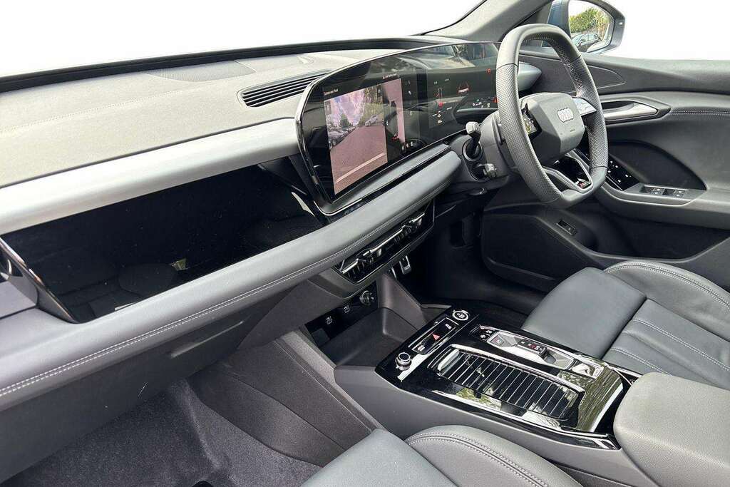 Audi Q6 E-Tron 225Kw Performance 100Kwh S Line 2026 KW75EPA Blue #2