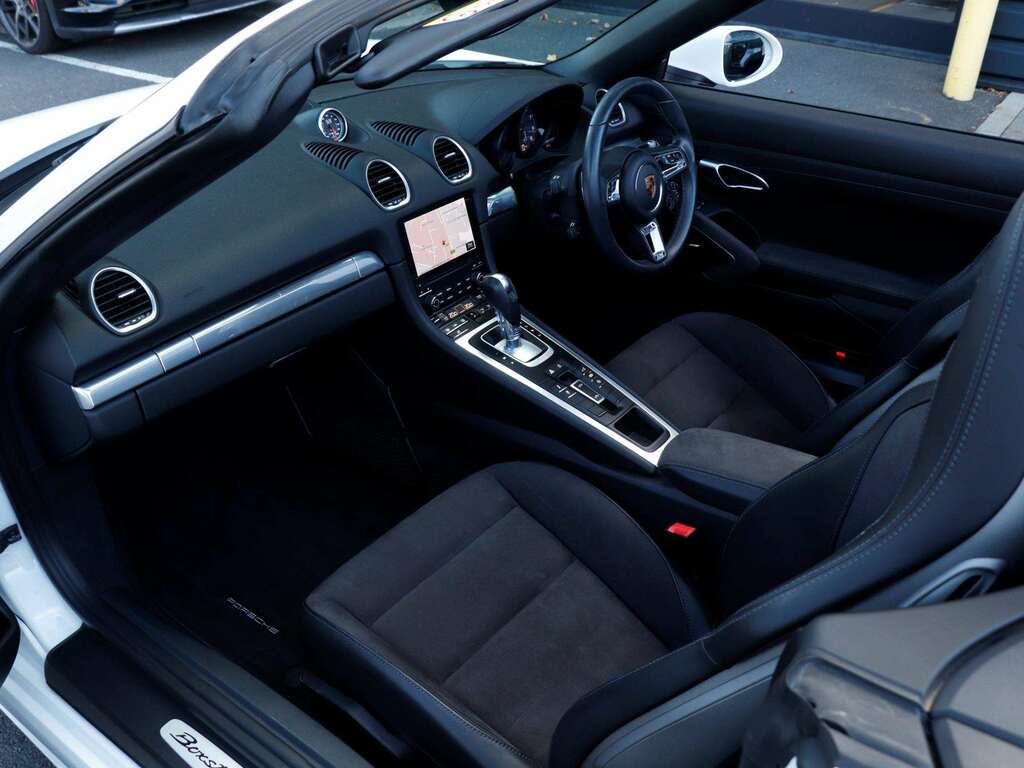Porsche 718 Boxster 718 Boxster Gts White #8