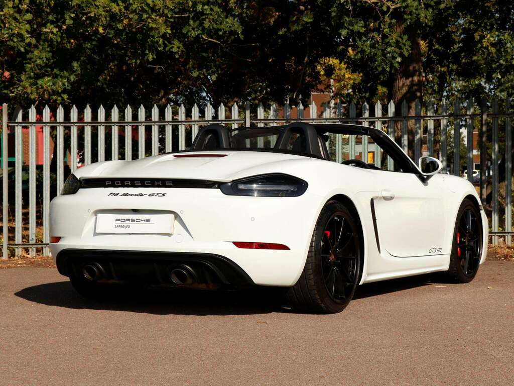 Porsche 718 Boxster 718 Boxster Gts White #32