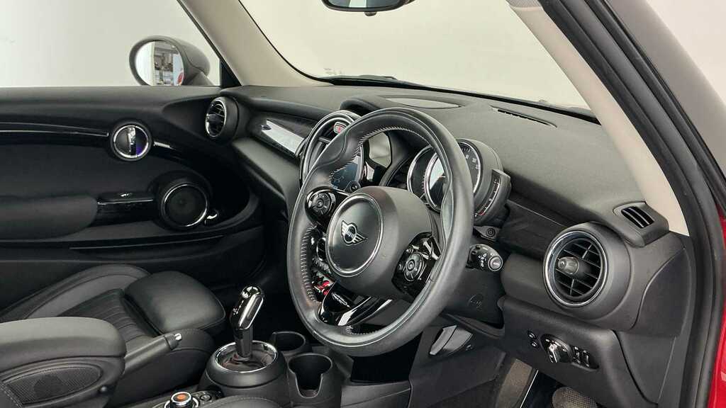 Mini Hatch 2.0 Cooper S Exclusive II 2019 Red #6
