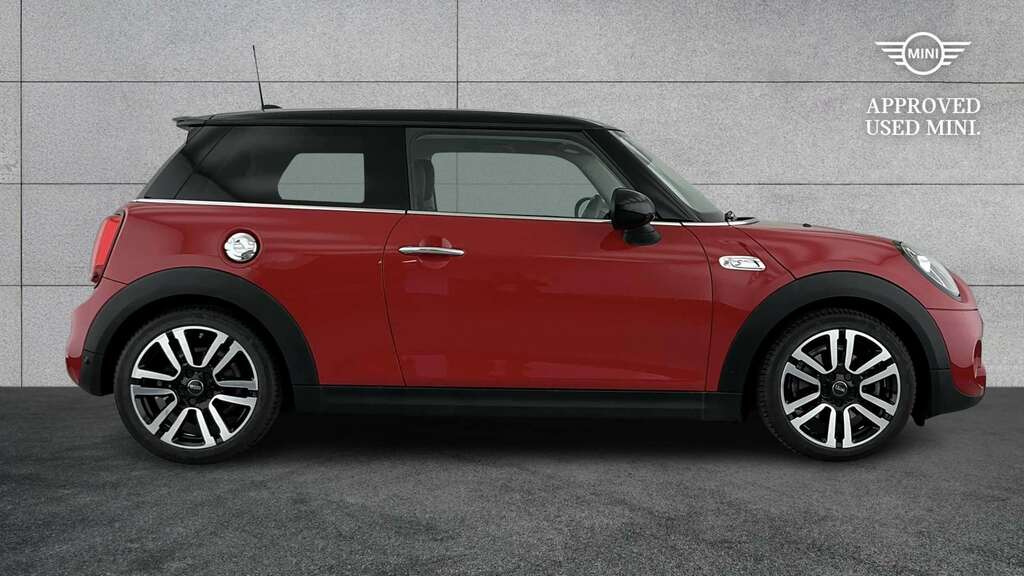 Mini Hatch 2.0 Cooper S Exclusive II 2019 Red #3