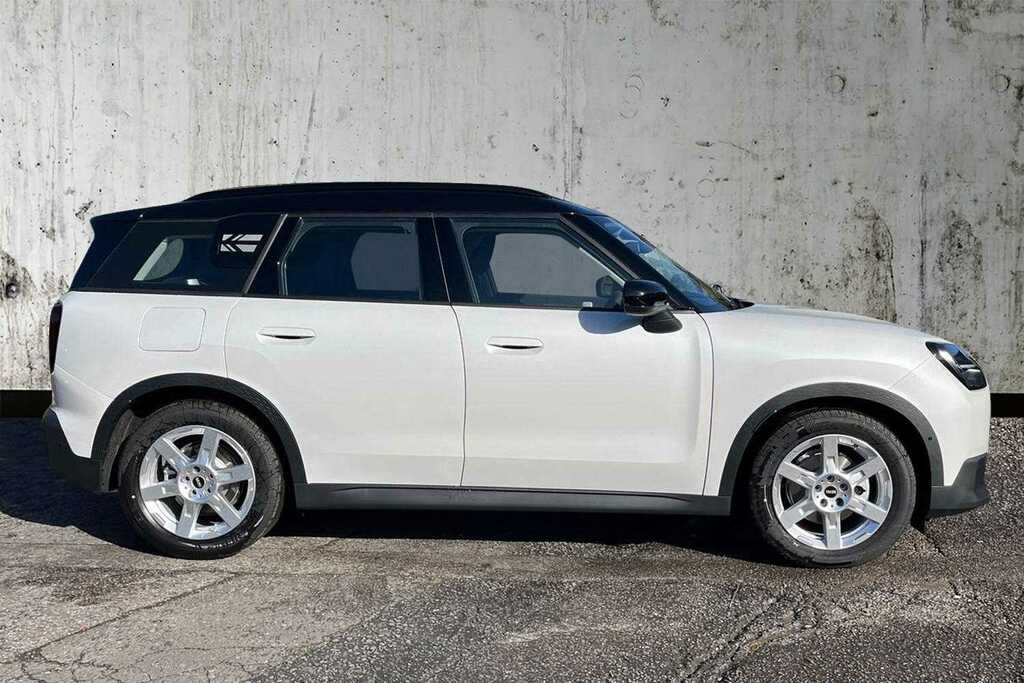 Mini Countryman 150Kw E Classic 66Kwh 2024 White #3