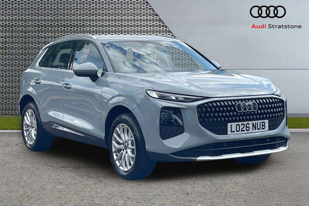 Audi Q3 1.5 E-hybrid Sport S Tronic 2026 Grey