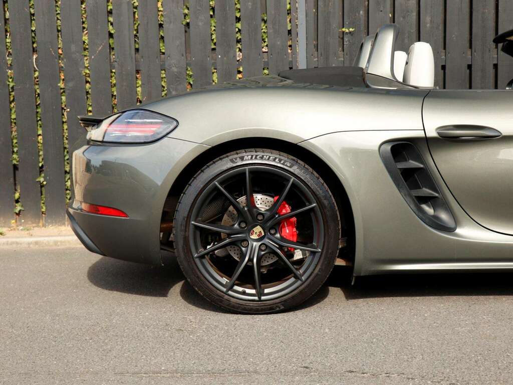 Porsche 718 Boxster Boxster Black #27