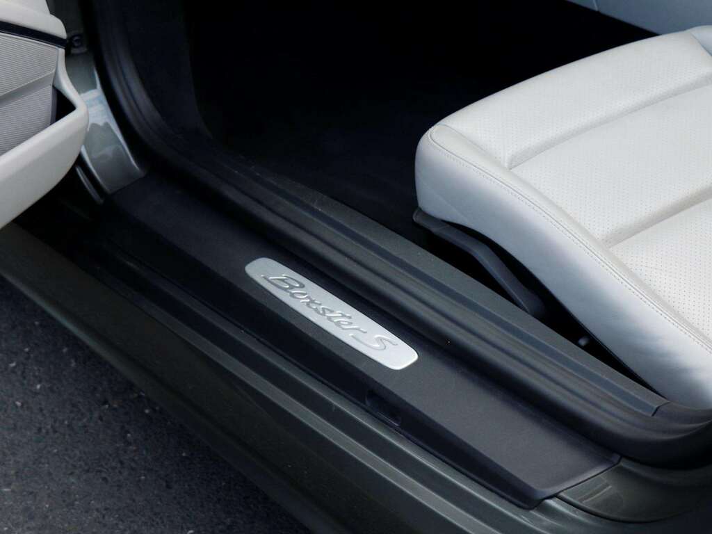 Porsche 718 Boxster Boxster Black #26