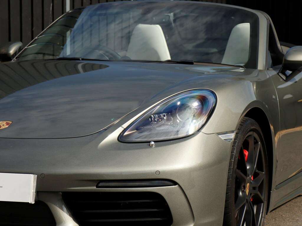 Porsche 718 Boxster Boxster Black #31