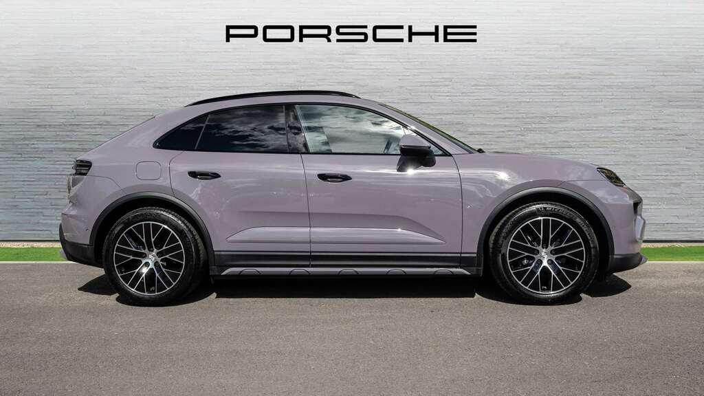 Porsche Macan 4 2024 KE74VOC Purple #2