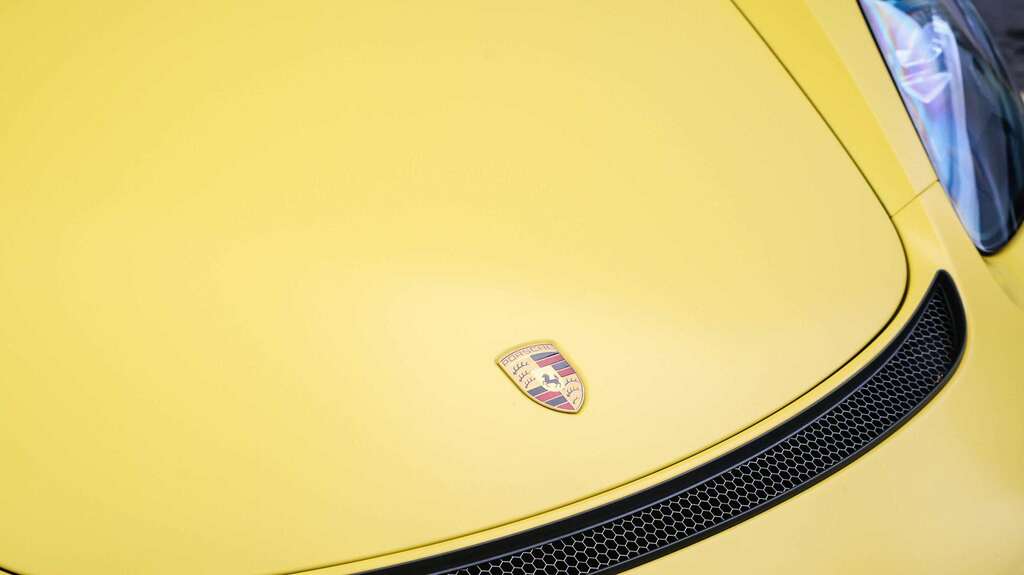 Porsche 718 Spyder 4.0 2dr White #24