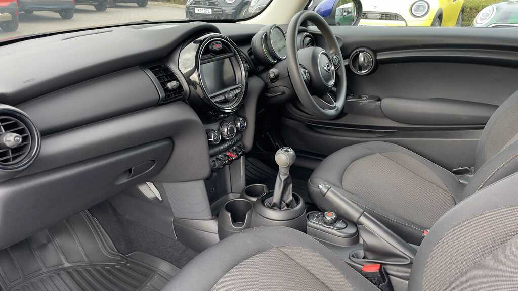 Mini Hatch 1.5 One Classic II 2019 YE19WKN Blue #5