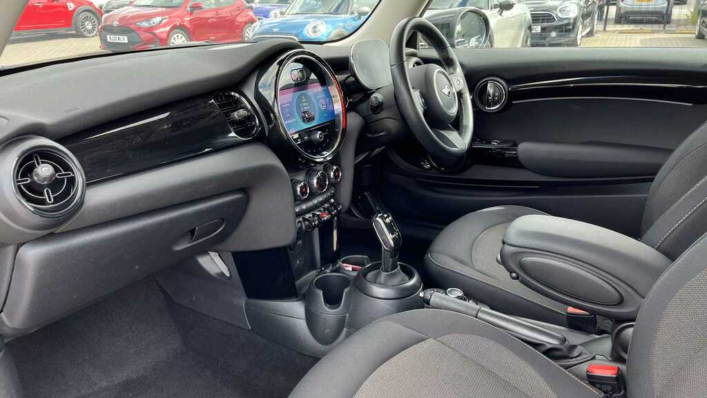 Mini Hatch 1.5 Cooper Classic 2023 YC73BPO Black #5