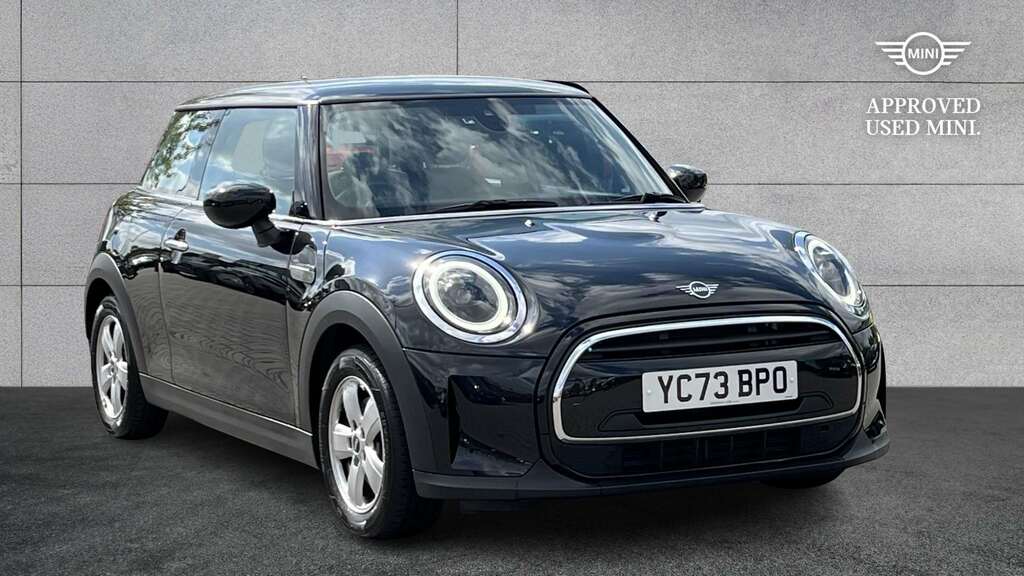 Mini Hatch 1.5 Cooper Classic 2023 YC73BPO Black