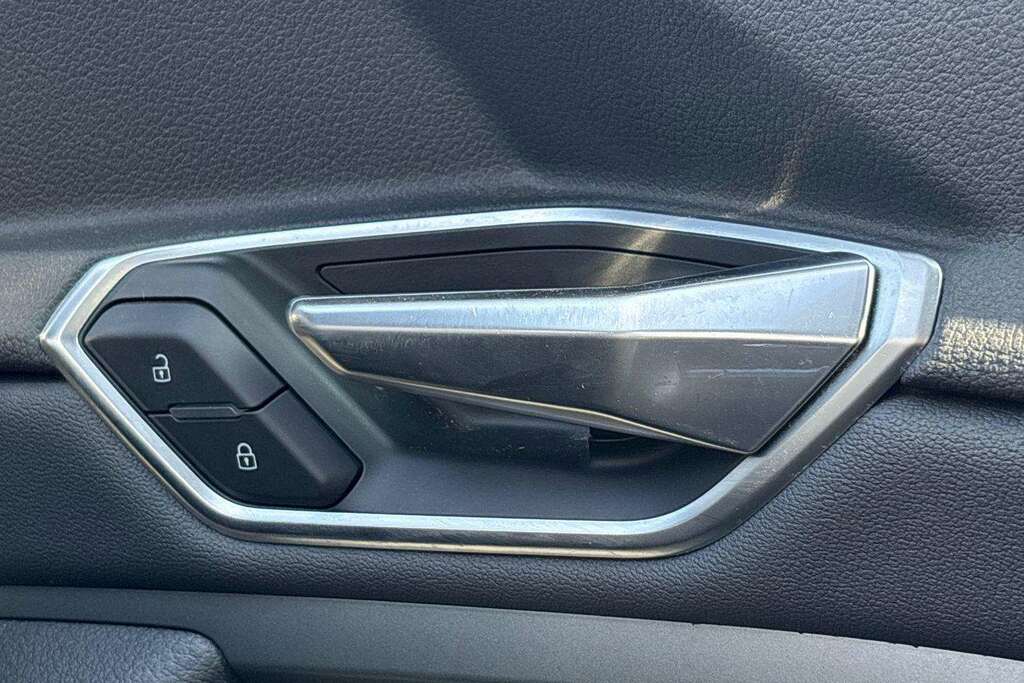 Audi E-tron Automatic  #35